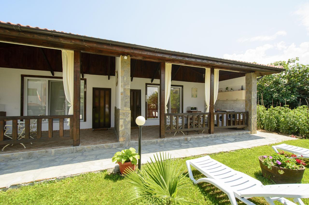 Villa Yanevi لوزينيتس المظهر الخارجي الصورة